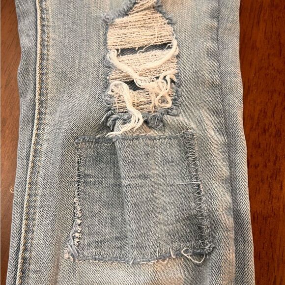 Old Navy Mid Rise Light Wash Distressed Patch Knee Super Skinny Jeans Women 0 - Picture 8 of 8